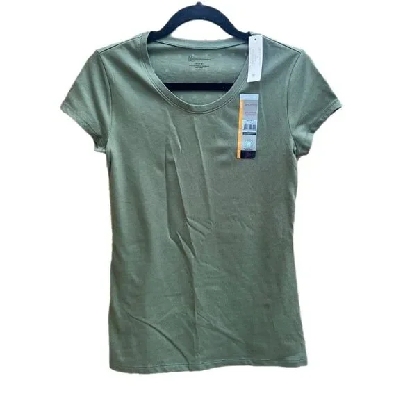NWT Solid Olive green t-shirt, layering, Junior, Medium Size 7- 9 - Picture 2 of 6